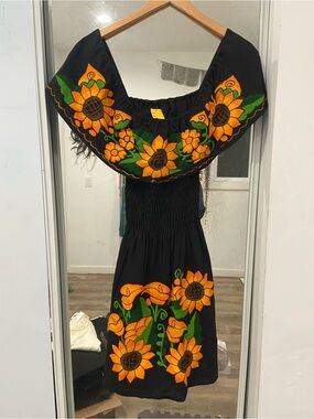 NEW Black Sunflower Embroidered Off-Shoulder Dress